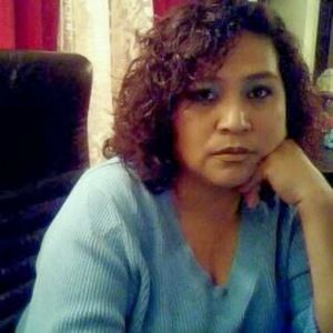 Meet your Posher, Ofelia